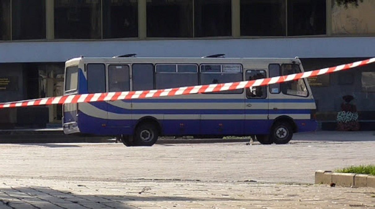 Боюсь сесть в транспорт, – заложница луцкого террориста рассказала жуткие подробности дня Боюсь сесть в транспорт, – заложница луцкого террориста рассказала жуткие подробности дня