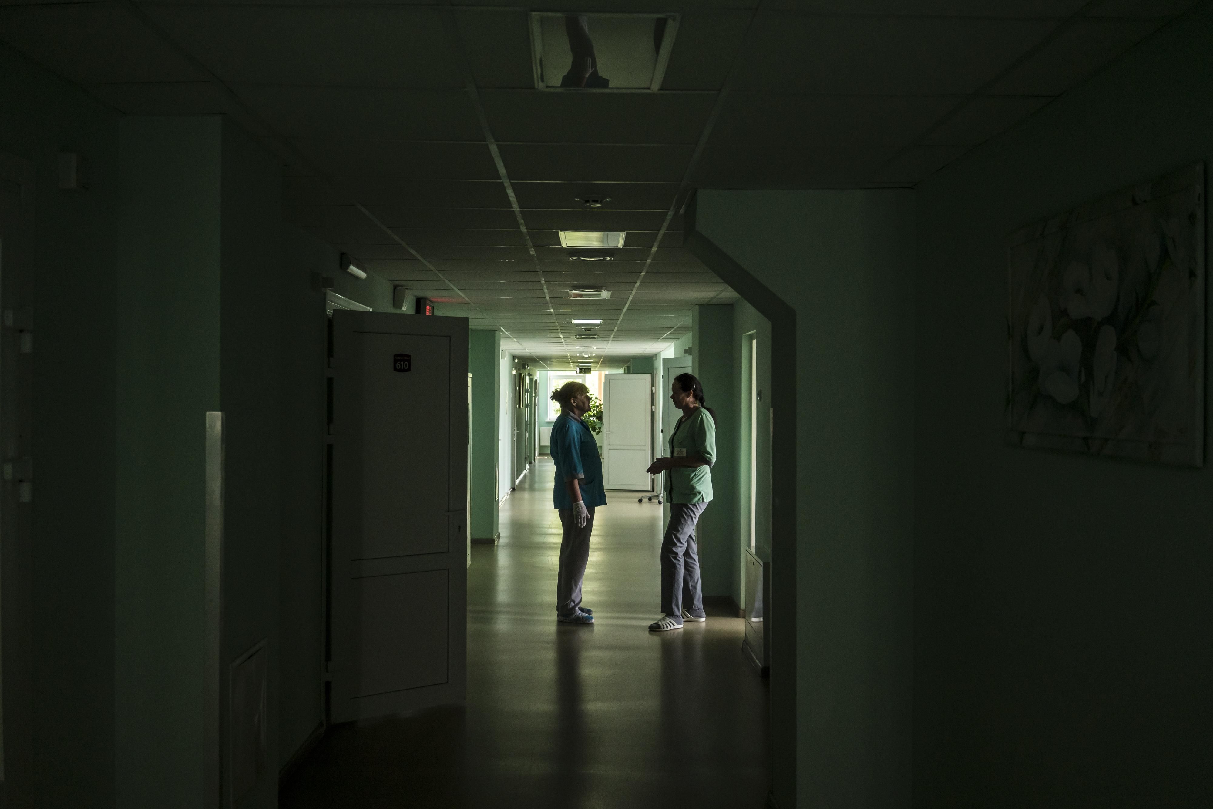 Больницы и школы не будут сокращать до количества районов, – Корниенко Больницы и школы не будут сокращать до количества районов, – Корниенко