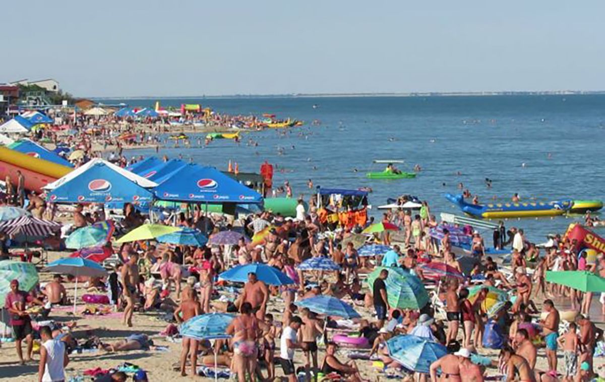 Ситуация на пляжах в Кирилловке 26 июля 2020: видео