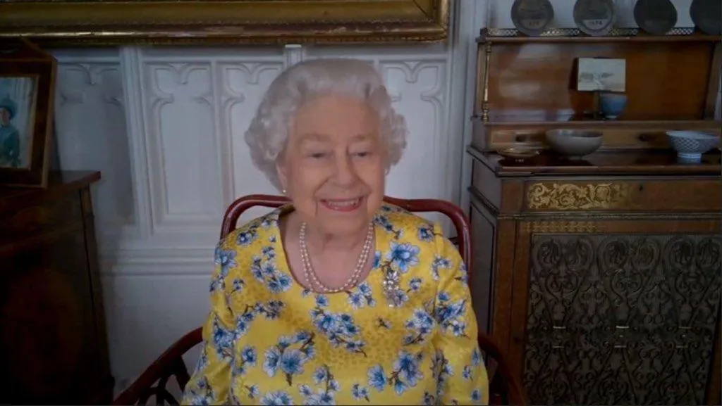 королева британії єлизавета ІІ