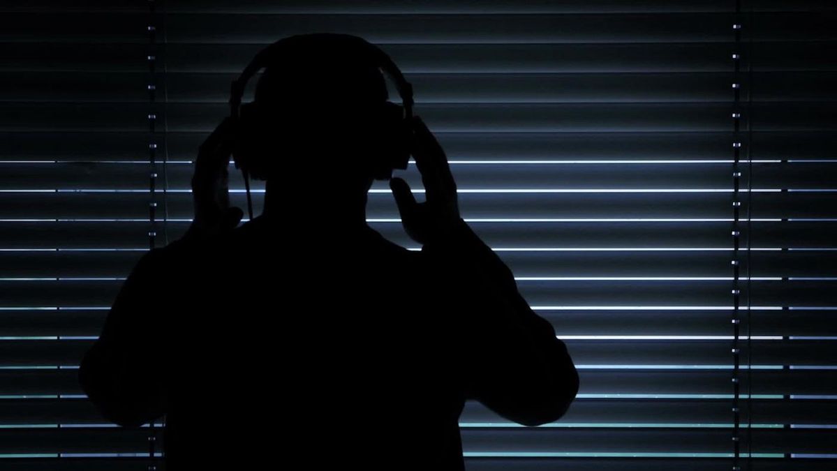 Прослушки українських політиків та "злиті" розмови: найгучніші скандали в Україні Прослушки українських політиків та "злиті" розмови: найгучніші скандали в Україні