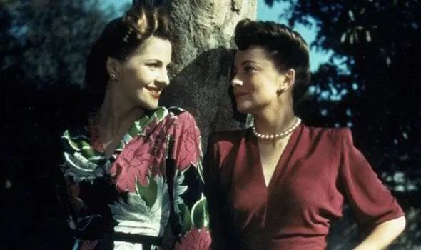 Олівія де Гевіленд з сестрою Джоан Олівія де Гевіленд з сестрою Джоан