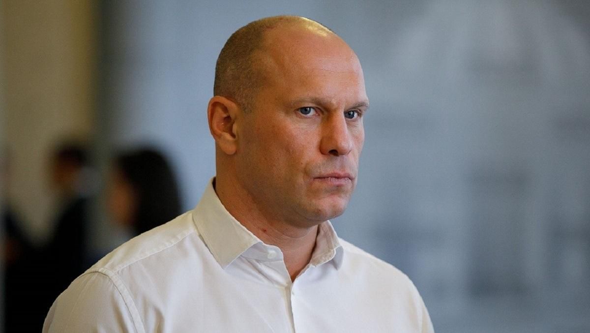 Одиозный нардеп Кива объяснил незадекларированную квартиру "совместным сексом" Одиозный нардеп Кива объяснил незадекларированную квартиру "совместным сексом"