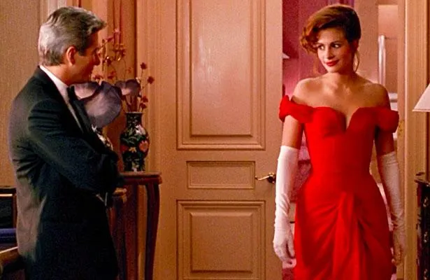 Джулія Робертс у розкішній червоній сукні Джулія Робертс у розкішній червоній сукні