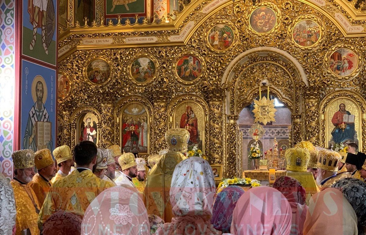 В Киеве отмечают годовщину Крещения Руси: придерживаются ли карантина – фото, видео