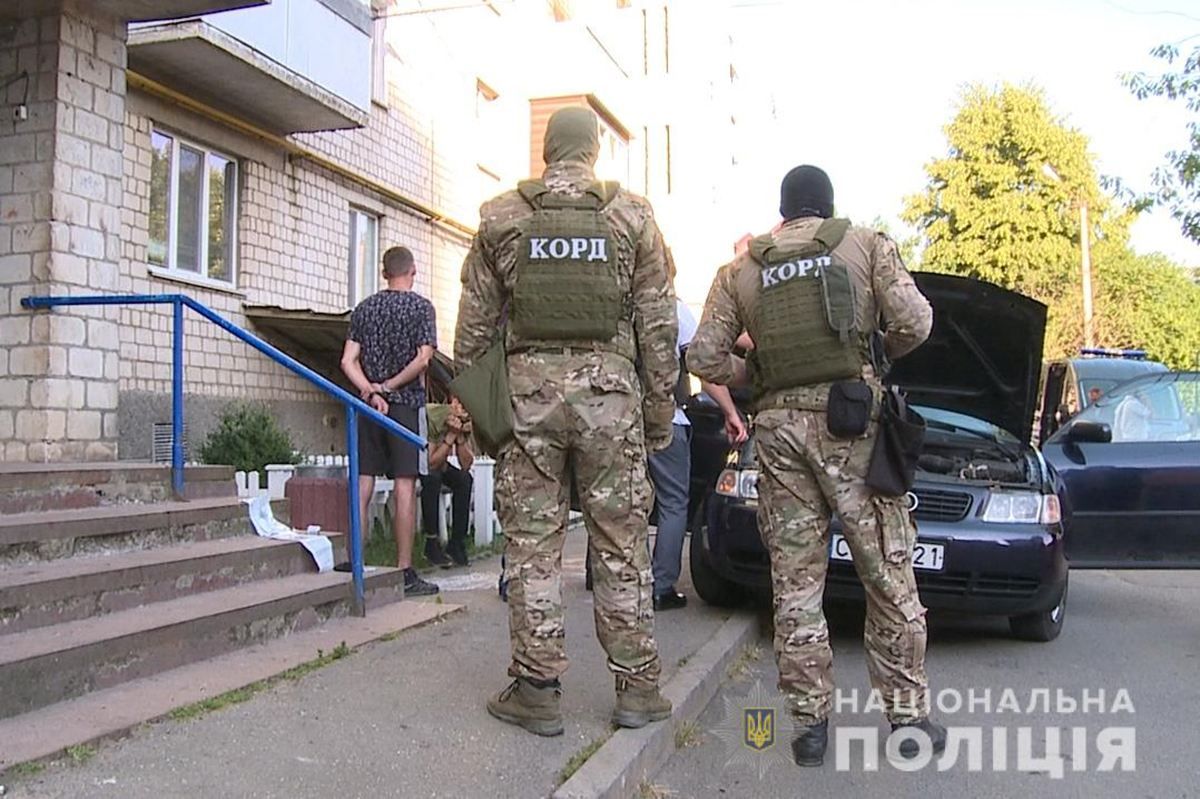Полиция задержала группу, которая взрывала банкоматы по всей Украине: видео спецоперации