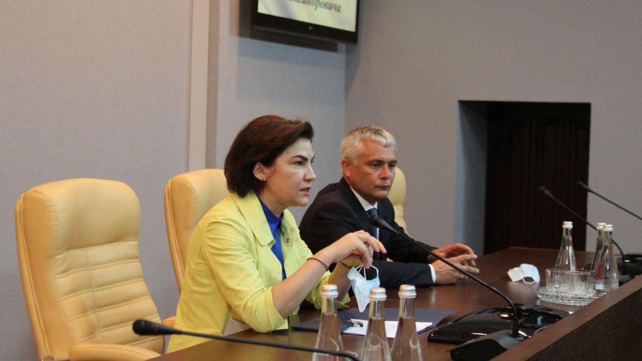 Кіпер заявив, що люстрація щодо нього була незаконною Кіпер заявив, що люстрація щодо нього була незаконною