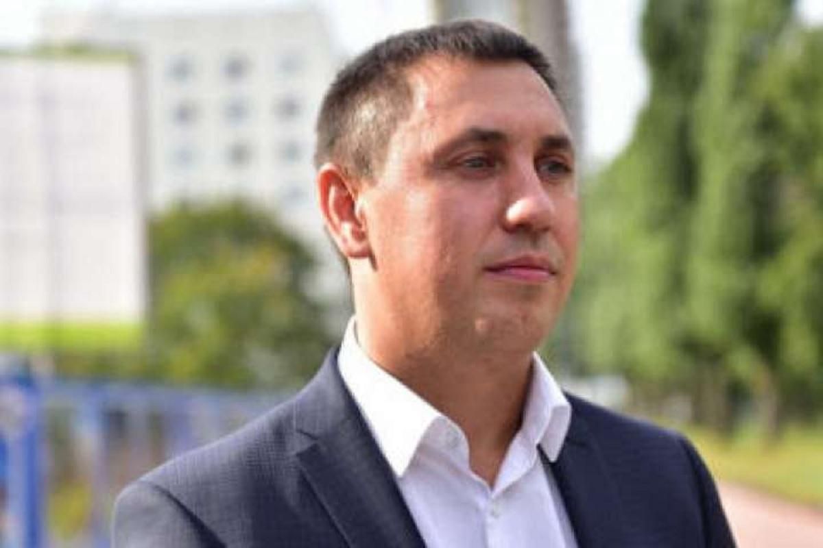 Стрихарский напал на женщину в ресторане: нардеп опровергает - видео Стрихарский напал на женщину в ресторане: нардеп опровергает - видео