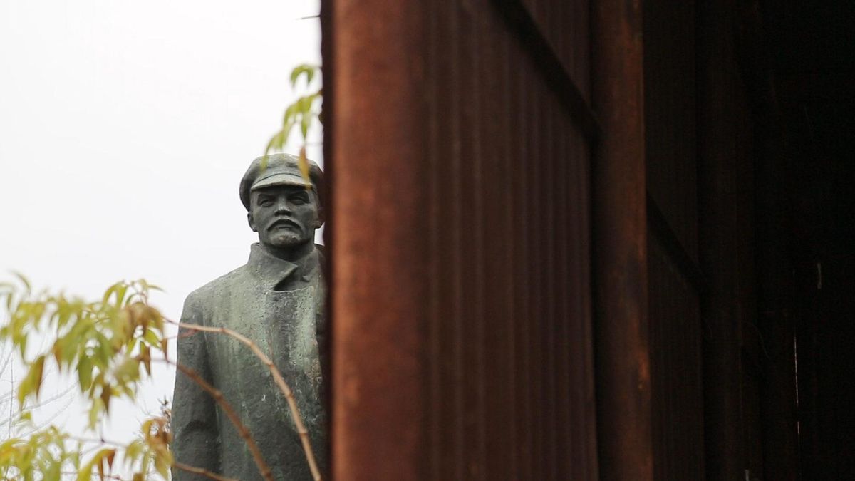 Пока перестройка и Ленин Пока перестройка и Ленин