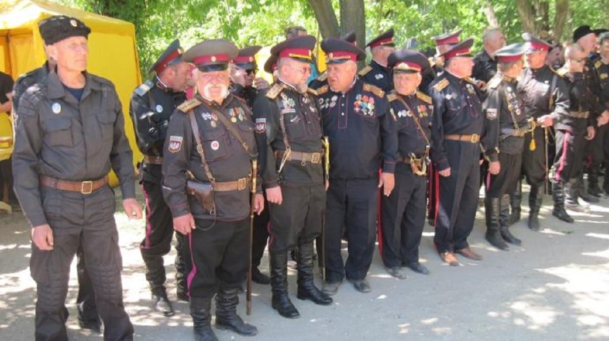 Російські спецслужби створюють в Україні парамілітарні організації під егідою УПЦ МП, – розвідка