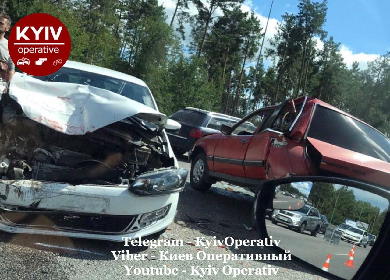 Масштабна ДТП 2 серпня 2020 на трасі Київ – Одеса: зіткнулися 6 авто