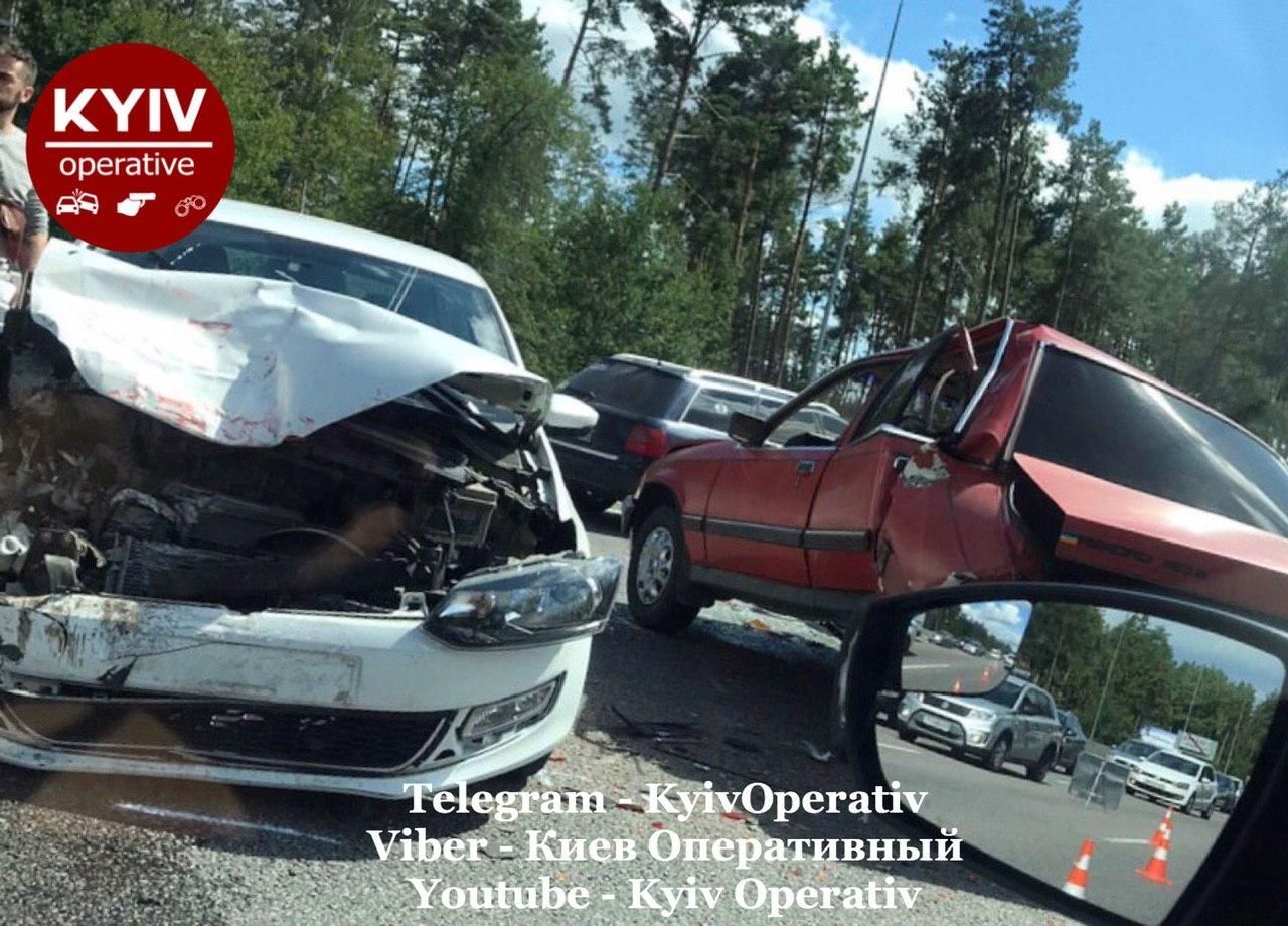 ДТП 2 августа 2020 на трассе Киев - Одесса: столкнулись 6 авто ДТП 2 августа 2020 на трассе Киев - Одесса: столкнулись 6 авто