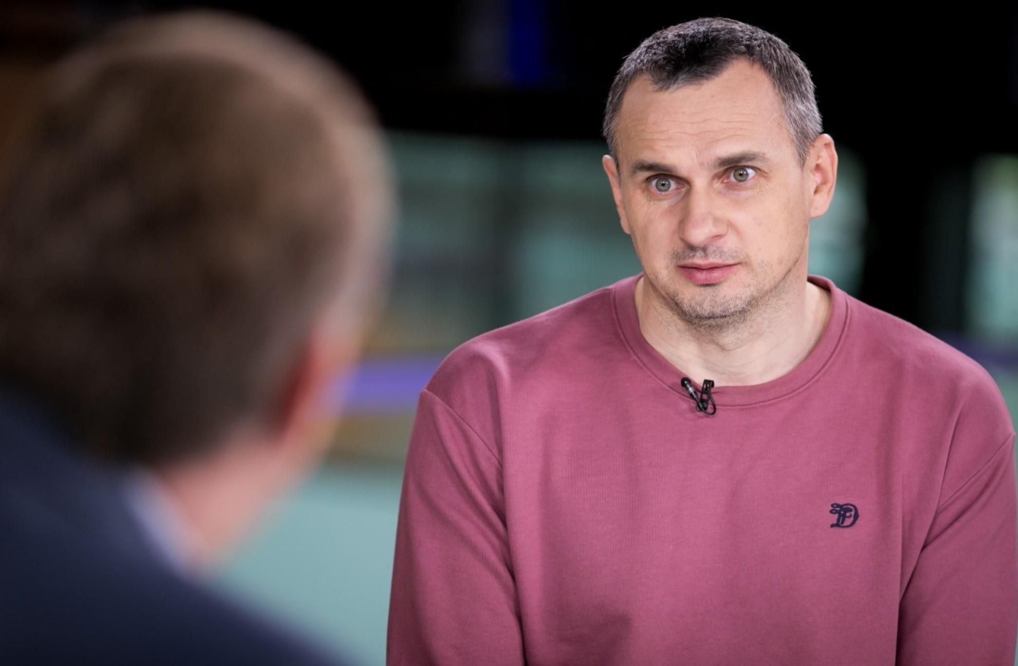 Росіяни – це стадо, – Сенцов розповів, чому Путін має підтримку в Росії Росіяни – це стадо, – Сенцов розповів, чому Путін має підтримку в Росії