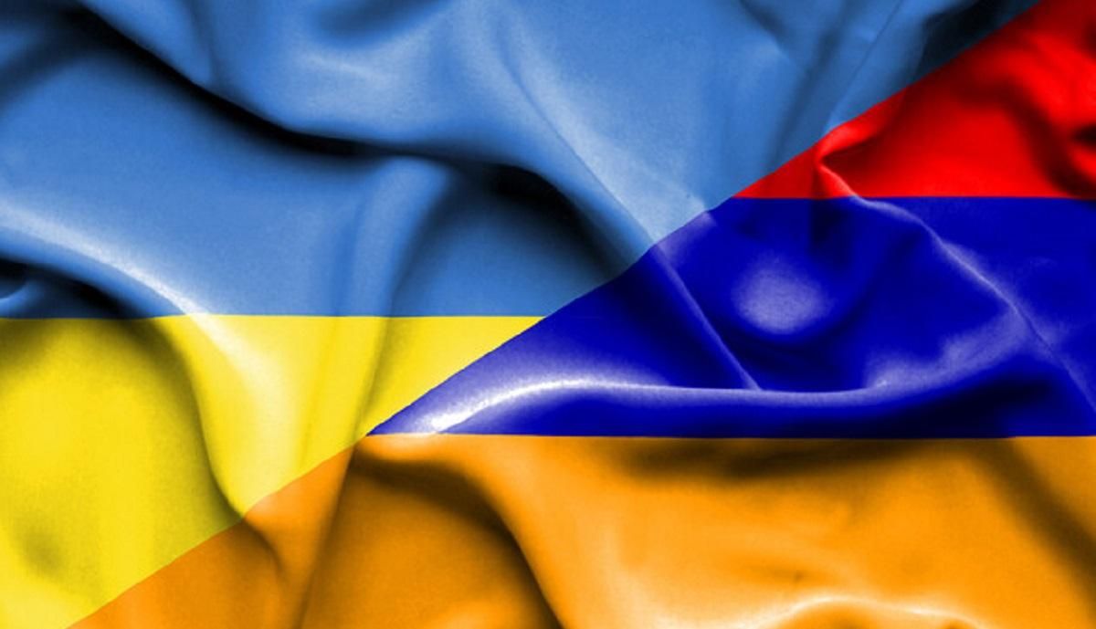 Армения обвинила Украину в "закомплексованном" восприятии карабахского конфликта