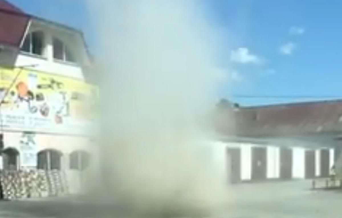 Песчаная буря в Мукачево 2 августа 2020: видео стихии