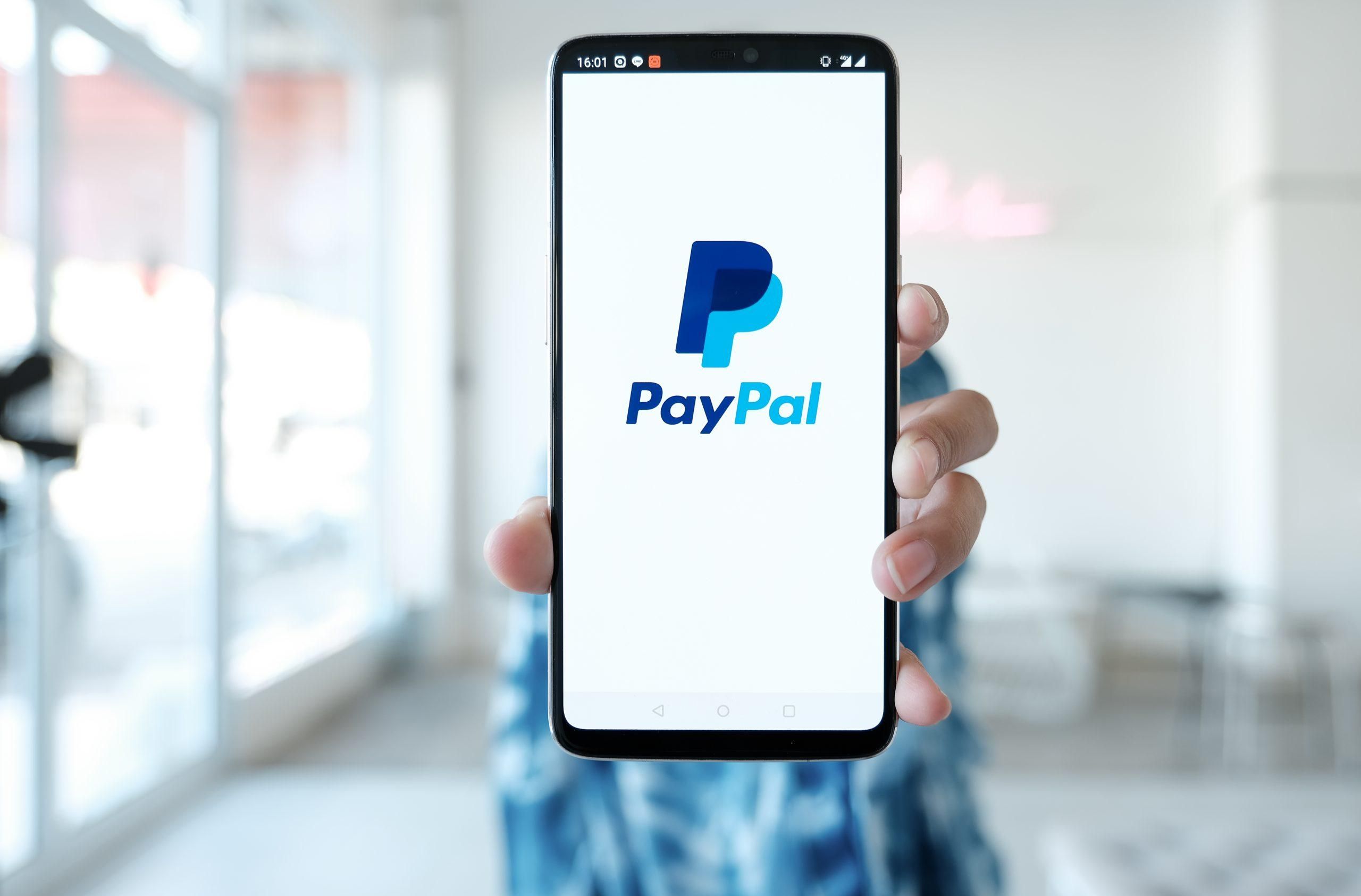 Акции PayPal 2020 растут: наличными пользуются все меньше