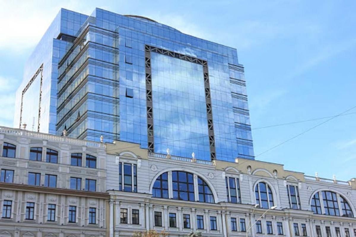 Захват банка: бизнес-центр Леонардо в Киеве эвакуировали