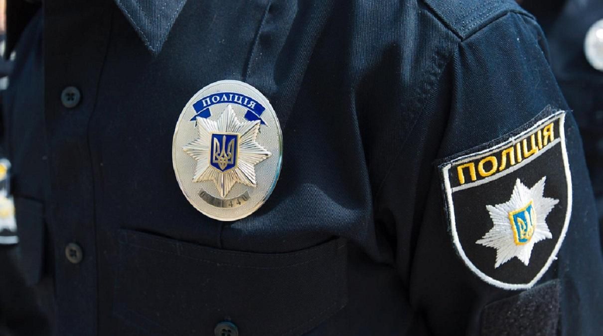 Во Львове двое пьяных мужчин избили патрульных полицейских