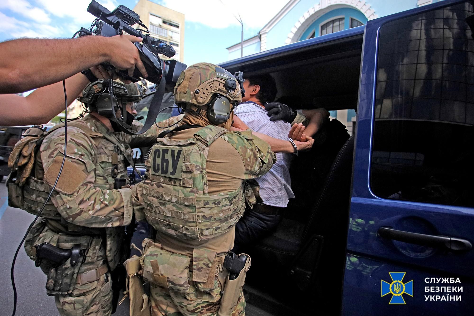 Подставные журналисты и террорист Каримов: НСЖУ осудила такой ход спецоперации Подставные журналисты и террорист Каримов: НСЖУ осудила такой ход спецоперации