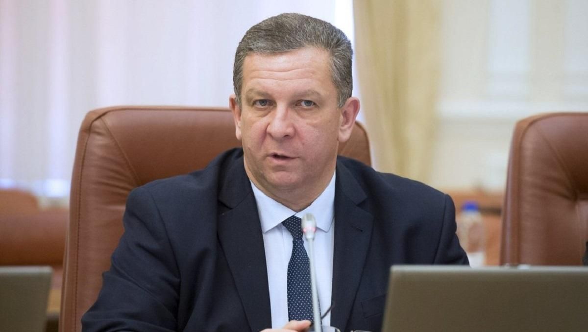 В Украине колоссальное количество безработных, – экс-министр