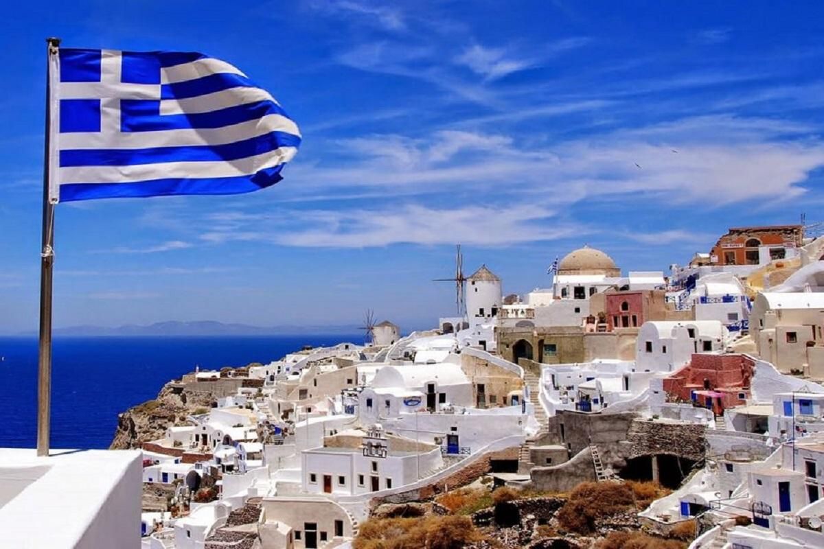 У Греції нові правила: з туристів стягуватимуть по 20 євро за медичні послуги