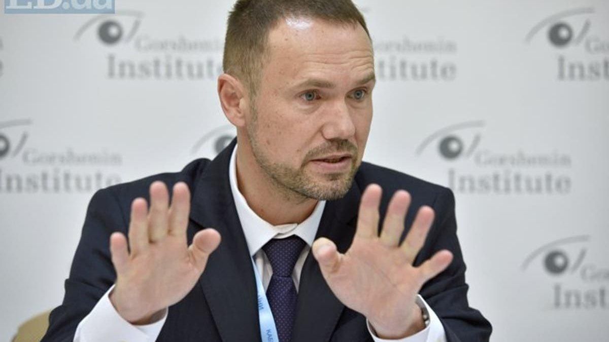 Шкарлет назвал даты начала обучения в университетах Шкарлет назвал даты начала обучения в университетах