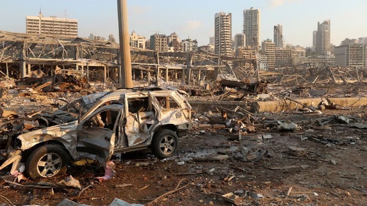 Вибух у Лівані: у Бейрутіь ввели надзвичайний стан