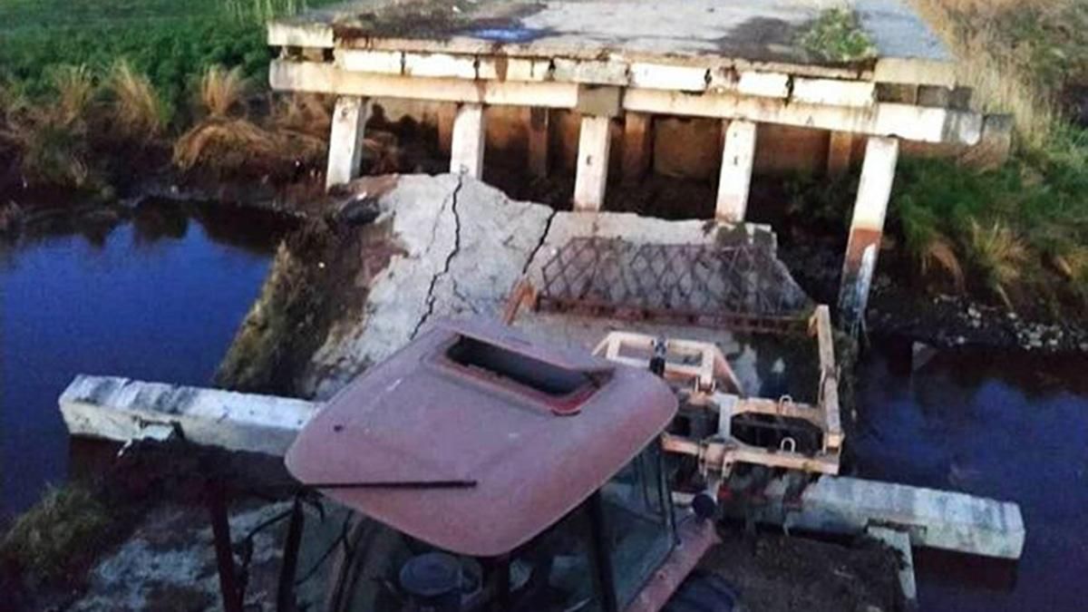 У Росії під час військових навчань обвалився міст: є постраждалі У Росії під час військових навчань обвалився міст: є постраждалі