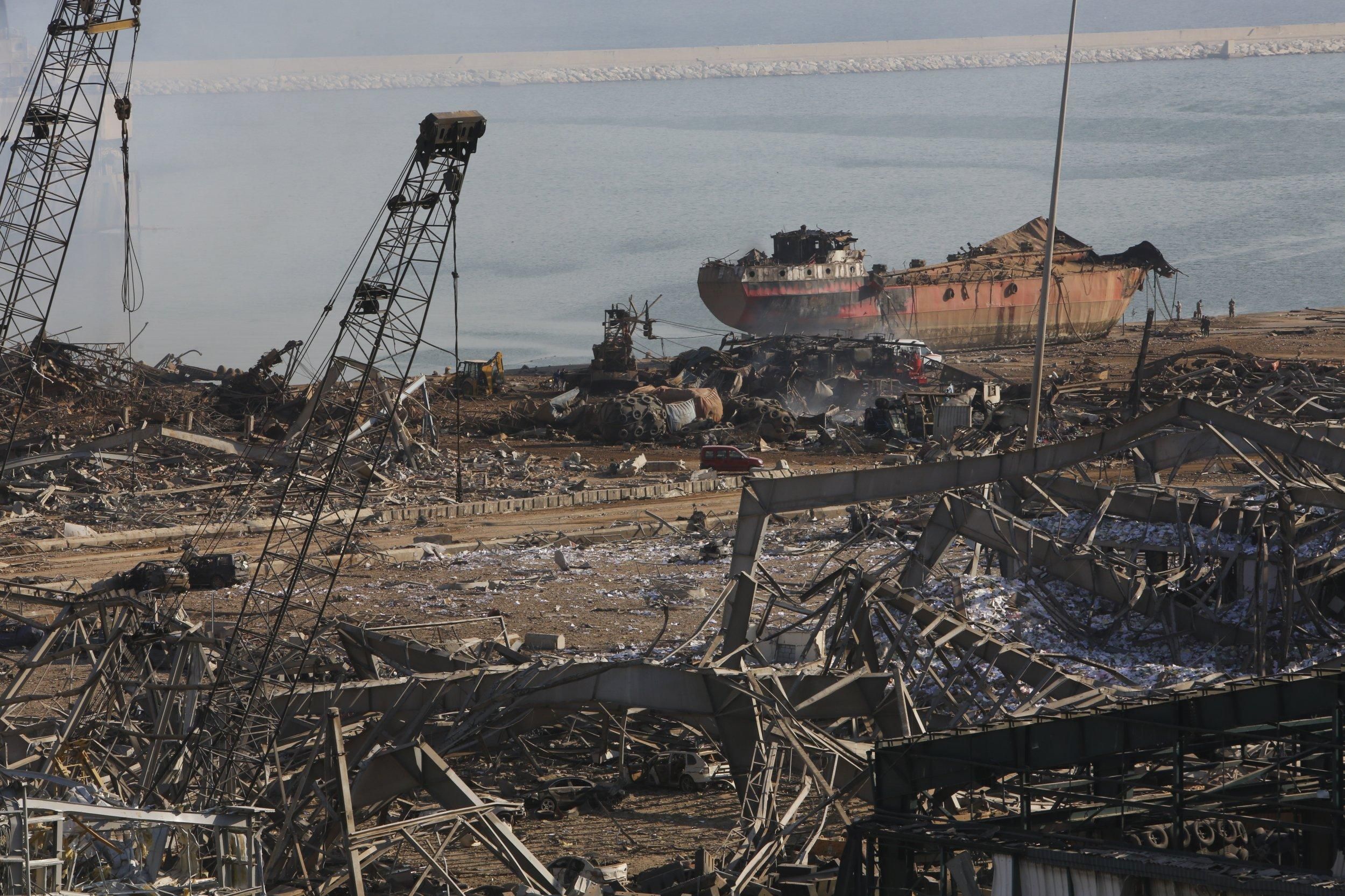 Вибух у Бейруті: до чого там російський корабель і звідки він взявся