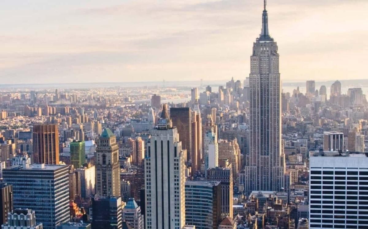 У Нью-Йорку на мостах та у тунелях встановлять карантинні КПП У Нью-Йорку на мостах та у тунелях встановлять карантинні КПП