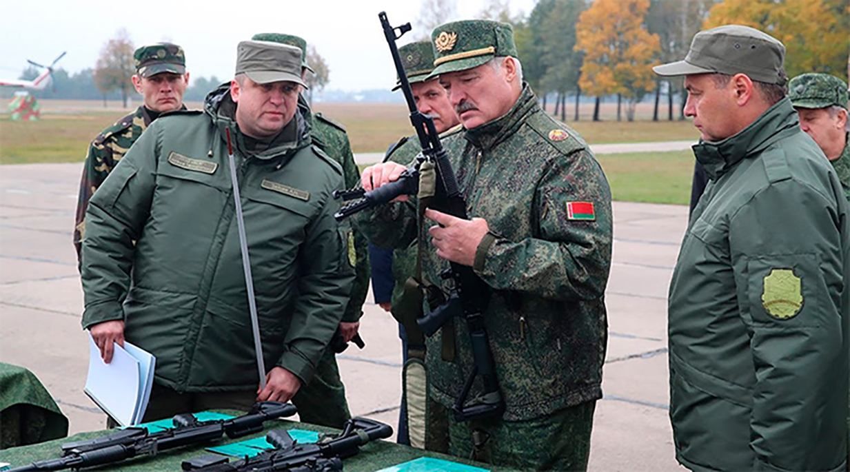 С территории Беларуси российские танки на Киев никогда не пойдут, – Лукашенко