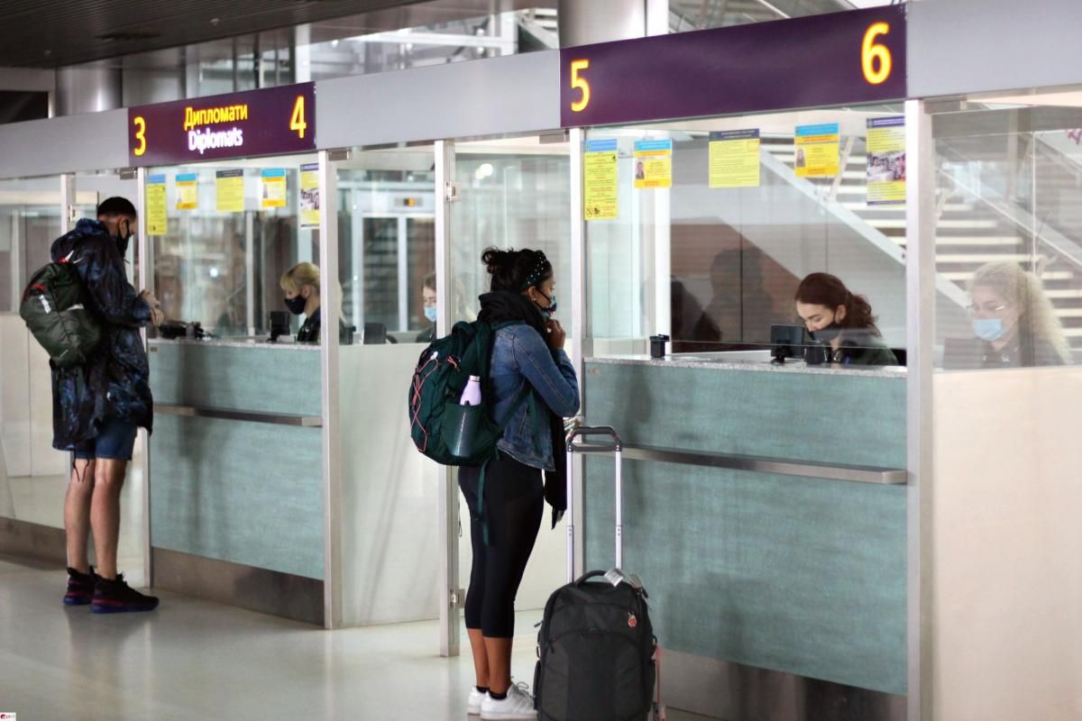 В Україні розпочали брати збір за виліт пасажира: деталі В Україні розпочали брати збір за виліт пасажира: деталі