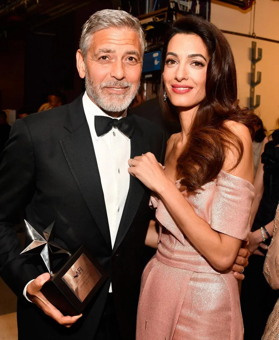 Джордж та Амаль Клуні пожертвували 100 тисяч доларів на благодійні організації