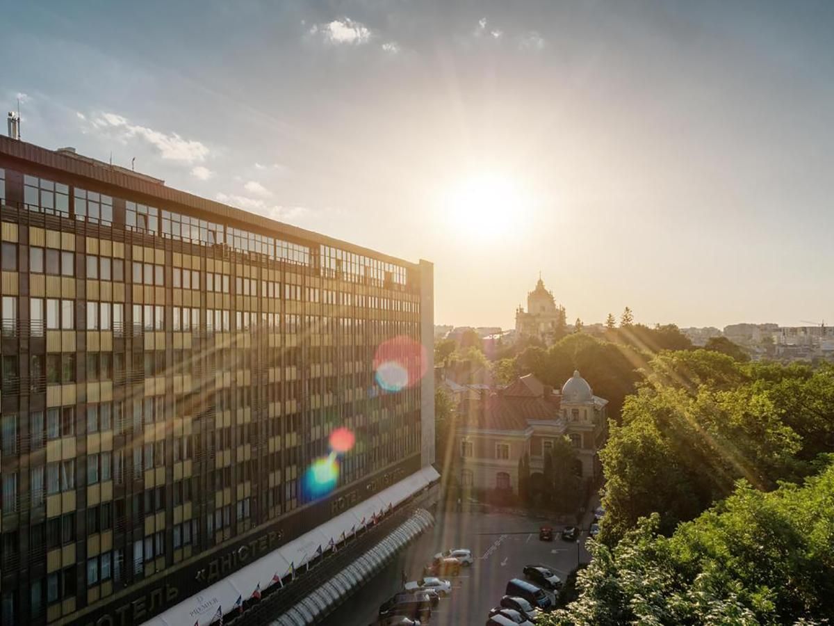 Антимонопольный комитет разрешил россиянину купить один из крупнейших отелей Львова Антимонопольный комитет разрешил россиянину купить один из крупнейших отелей Львова