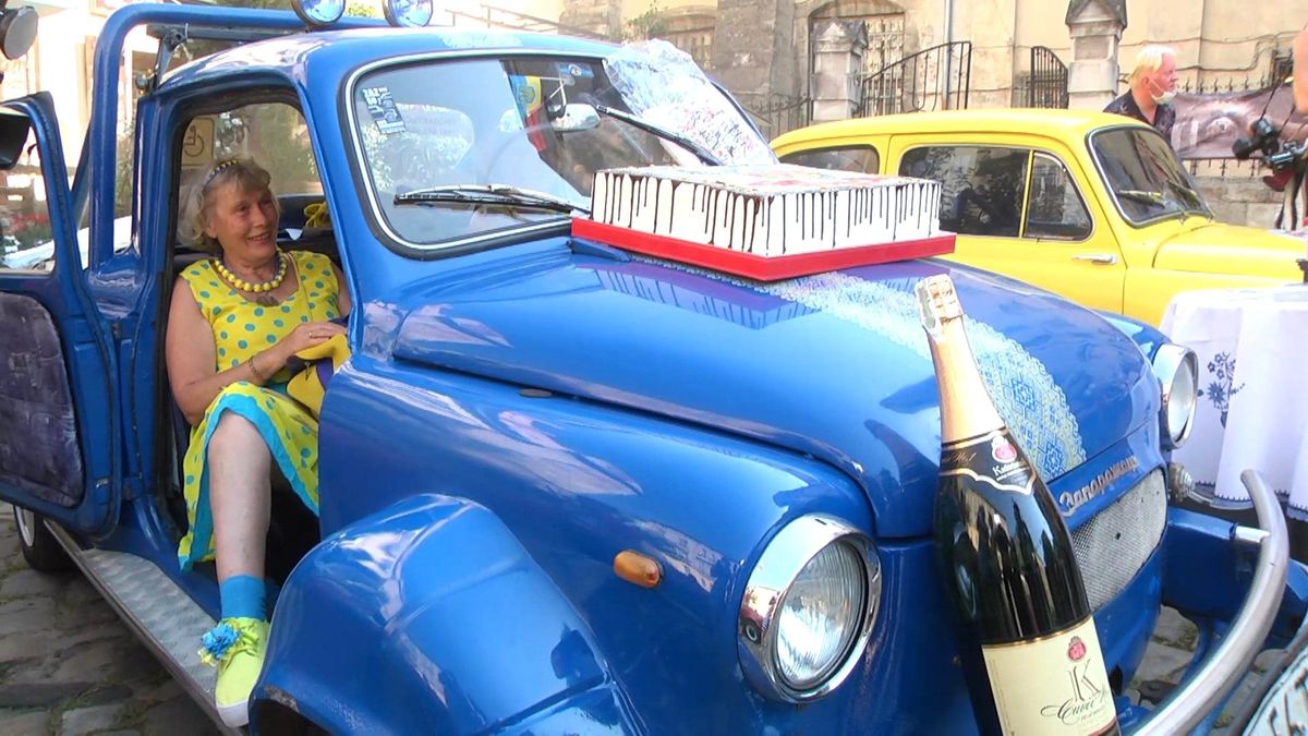 Юбилей горбатого "Запорожца": первой украинской малолитражке – 60 Юбилей горбатого "Запорожца": первой украинской малолитражке – 60