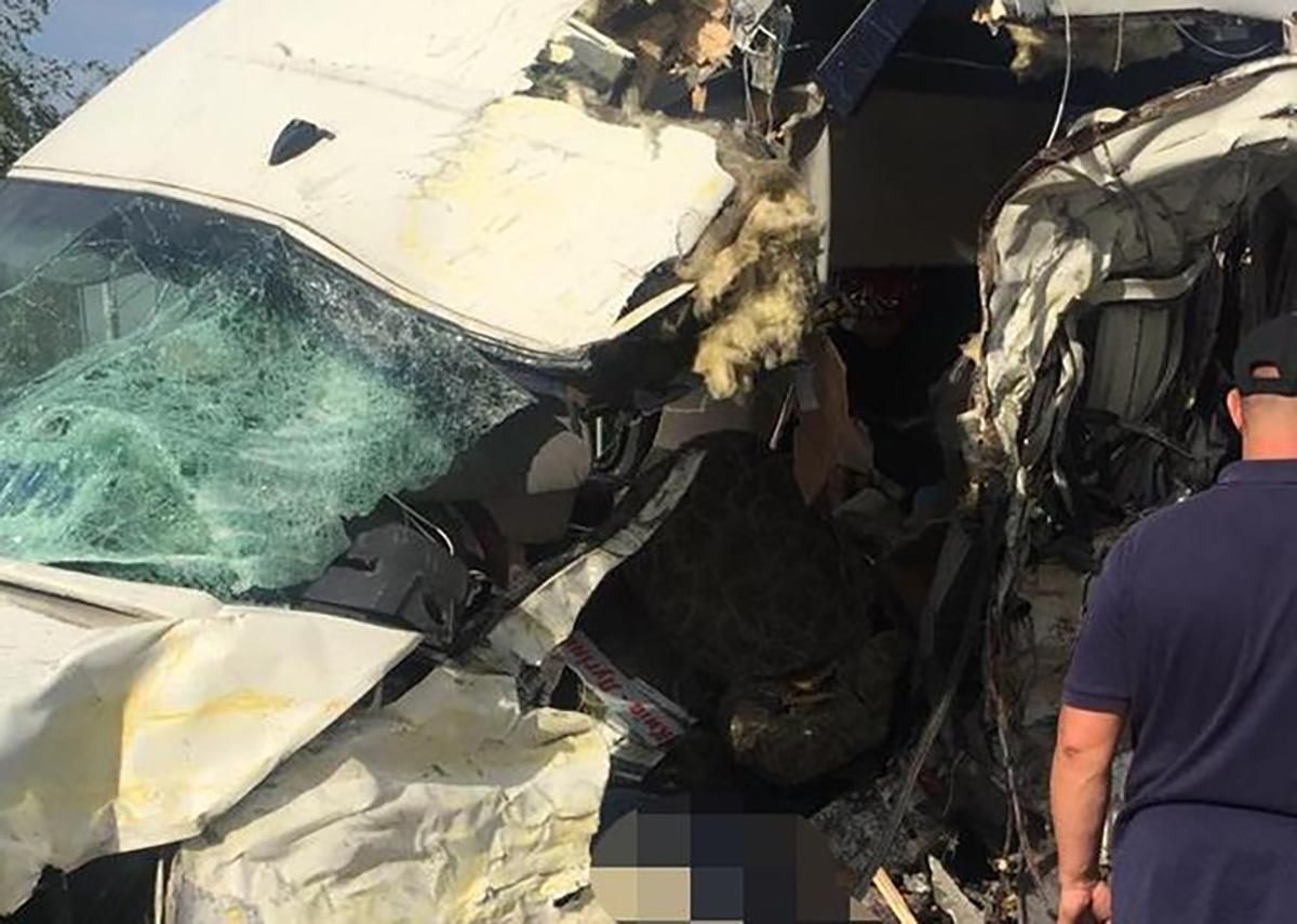 ДТП на трасі Київ - Ковель біля села Грозине 8 серпня 2020: відео ДТП на трасі Київ - Ковель біля села Грозине 8 серпня 2020: відео