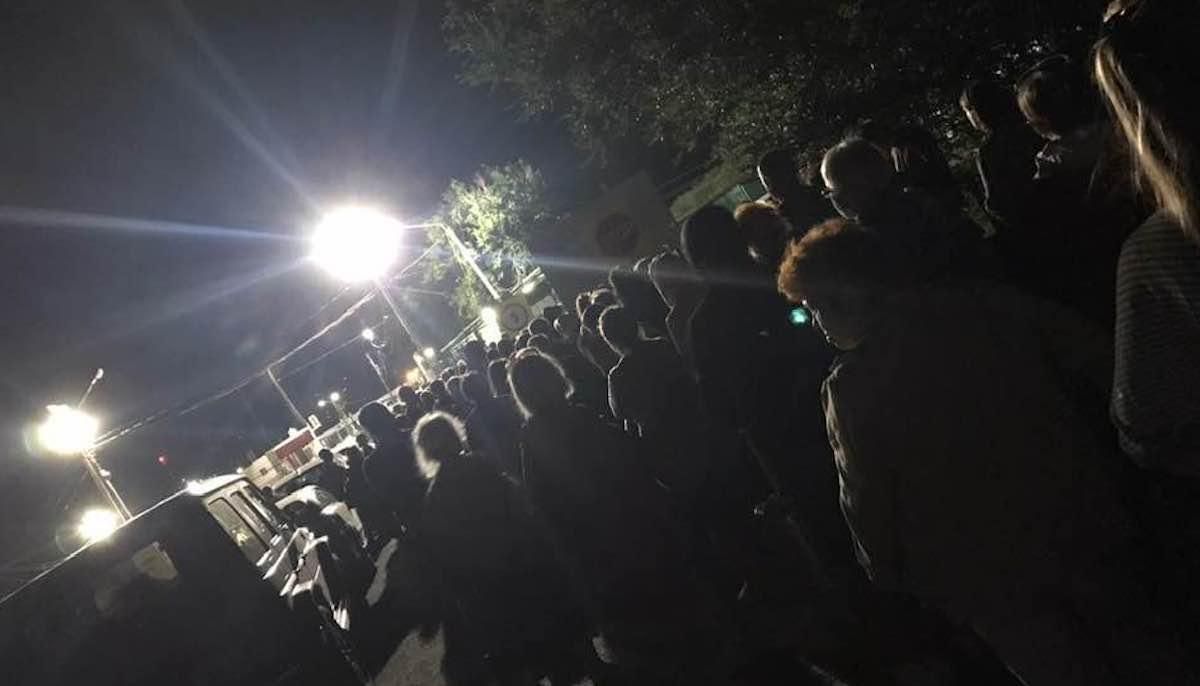 На межі з Кримом велика черга: КПВВ закриють о 8 ранку 9 серпня На межі з Кримом велика черга: КПВВ закриють о 8 ранку 9 серпня