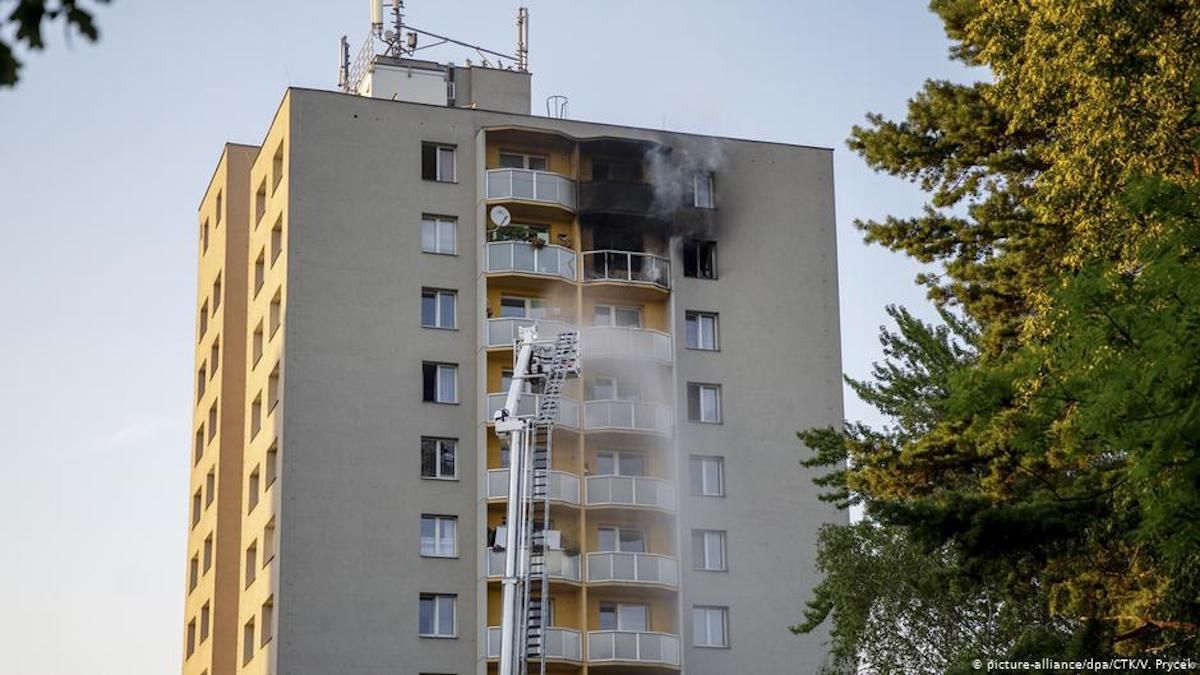 В Чехии горела многоэтажка, погибли 11 человек