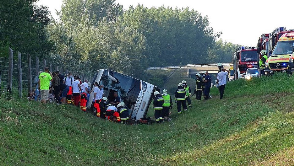 В Угорщині перекинувся автобус з поляками 09.08.2020: фото