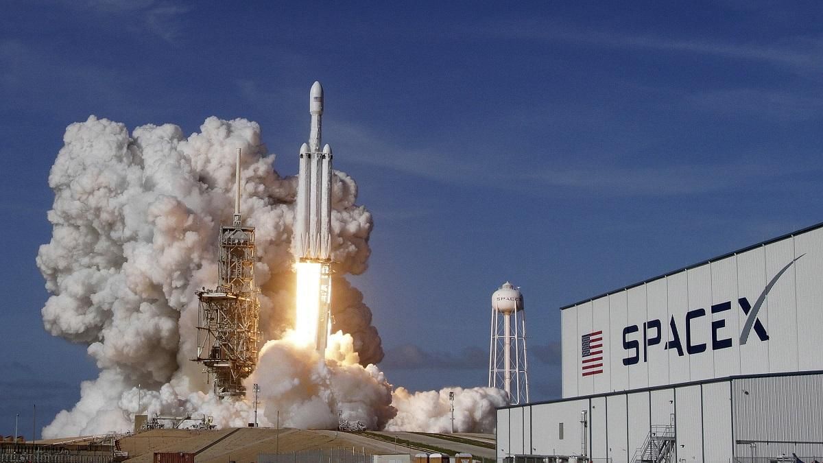 SpaceX получила контракт на 316 миллионов долларов от Пентагона