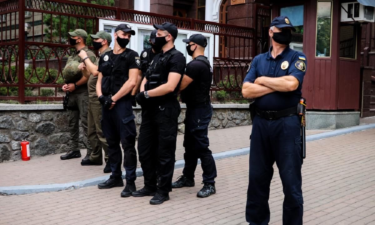 Протести під Посольством Білорусі в Києві: поліція склала адмінпротоколи на 5 людей