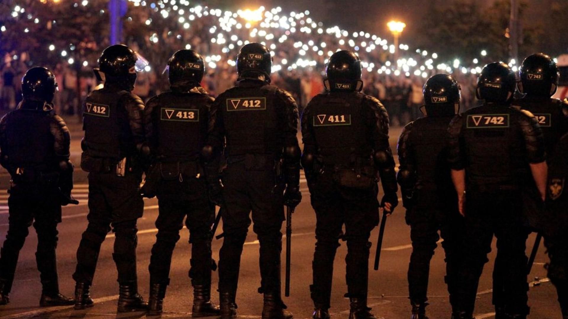 Силовики рятують режим Лукашенка Силовики рятують режим Лукашенка