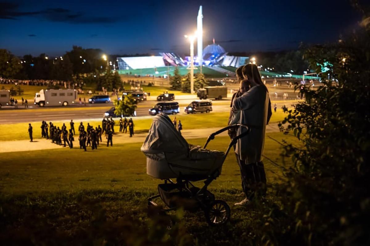 ОМОН хватает без разбора: как жители Минска выживают в атмосфере страха – рассказ украинки ОМОН хватает без разбора: как жители Минска выживают в атмосфере страха – рассказ украинки