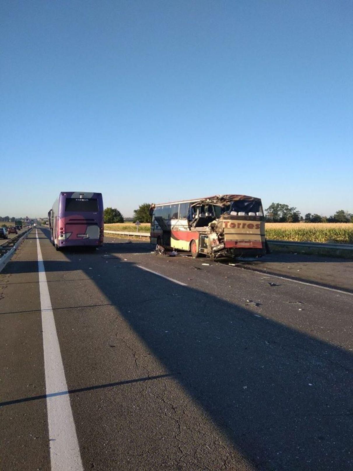 В Кировоградской области 13 августа 2020 ДТП с автобусами: фото В Кировоградской области 13 августа 2020 ДТП с автобусами: фото