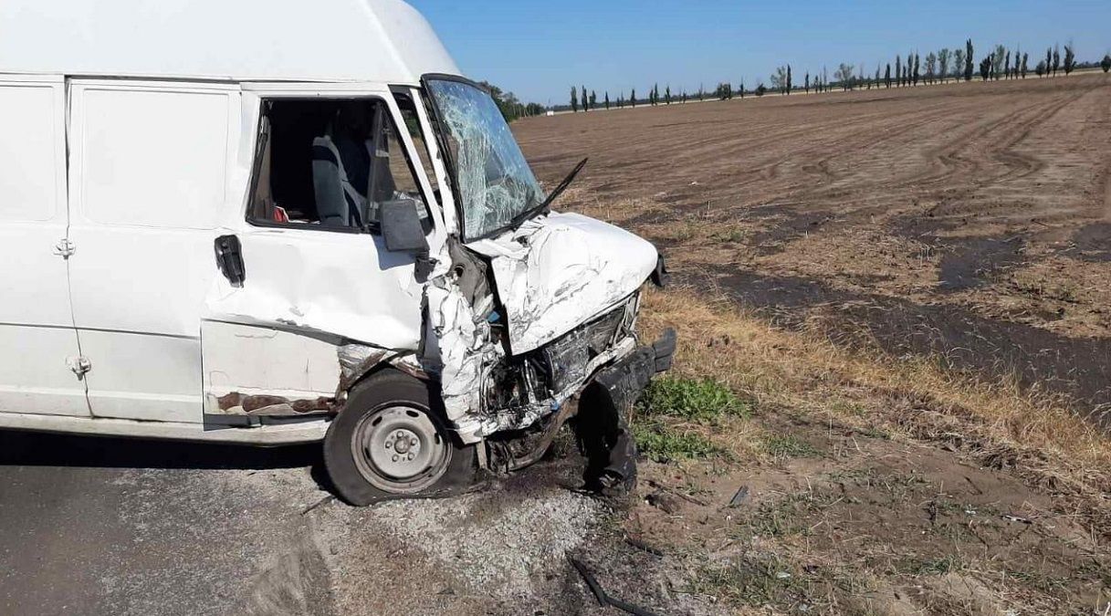 ДТП під Скадовськом 13.08.2020: загинув чоловік, двоє дітей