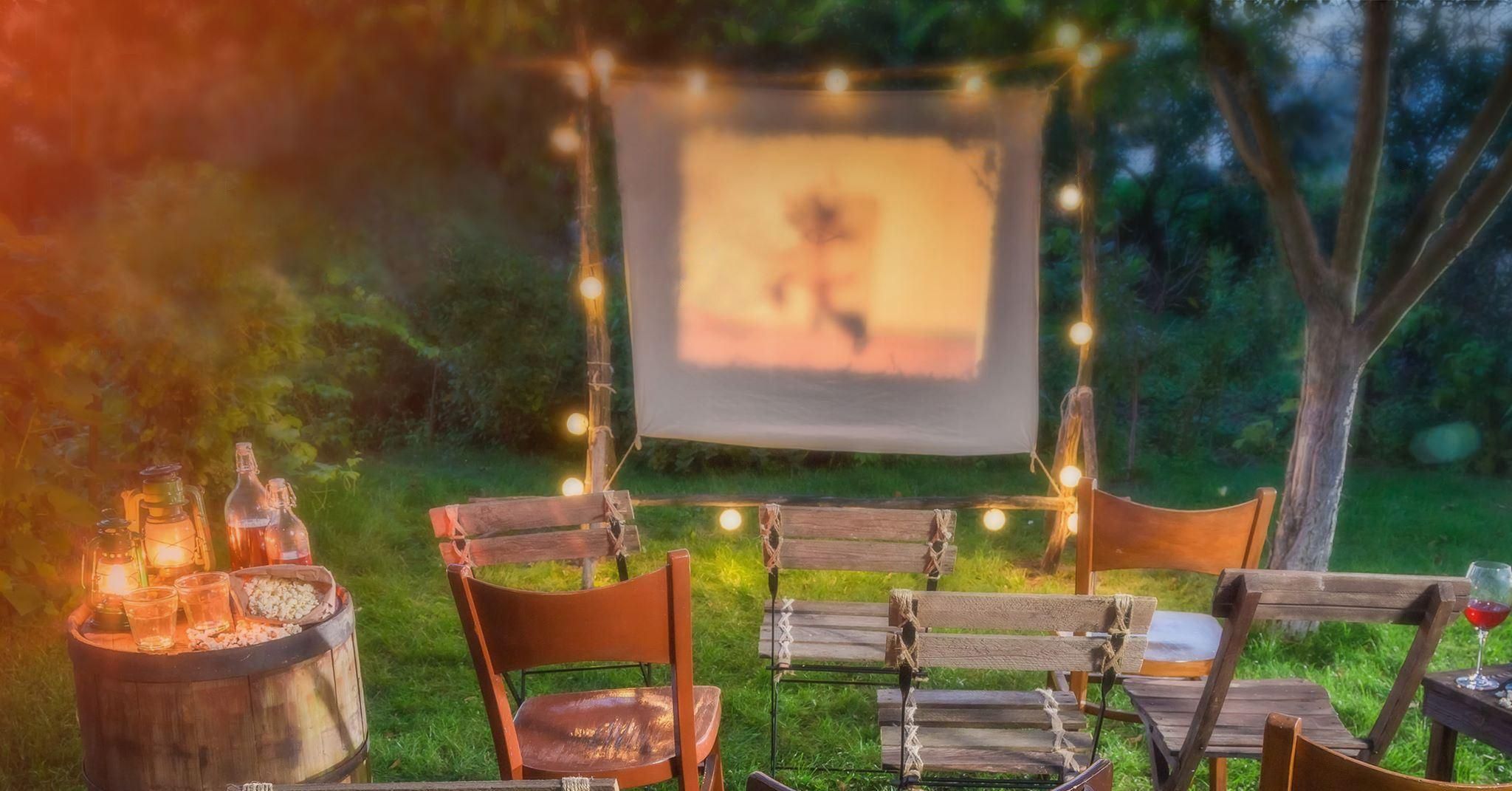 Музика під зорями і фільми в садах: які події здивують львів'ян у серпні Музика під зорями і фільми в садах: які події здивують львів'ян у серпні