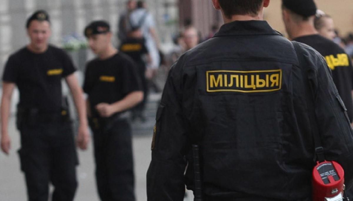 Увольнение капитана милиции в Беларуси: Емельянова задержали