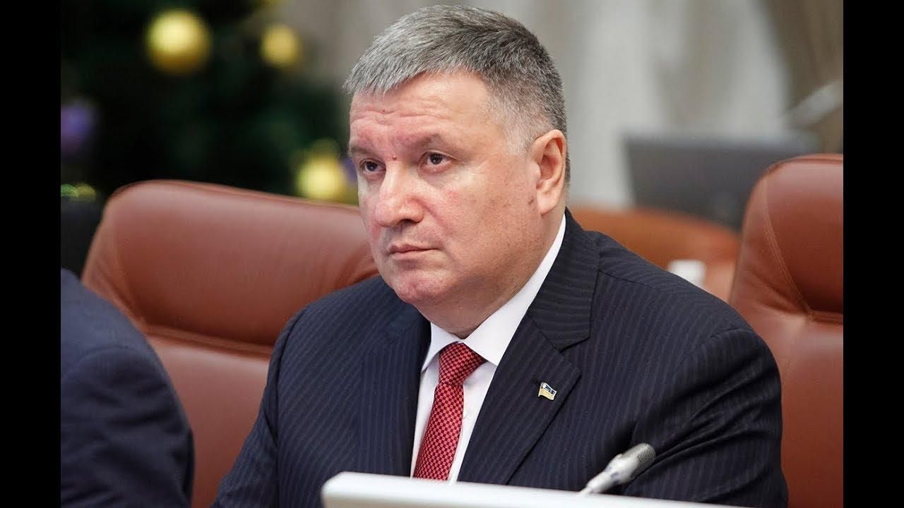 Підпал будинку Шабуніна: як поліція Авакова саботує справу Підпал будинку Шабуніна: як поліція Авакова саботує справу