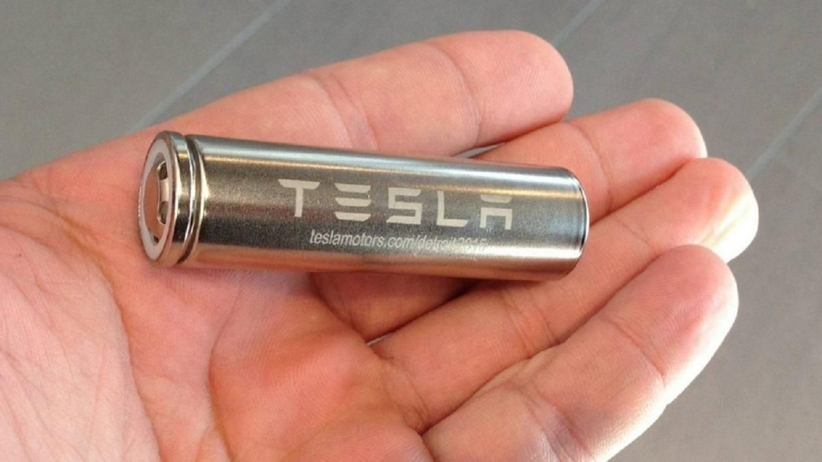Безанодна батарея Tesla з проривний щільністю енергії витримує рекордних 200 циклів