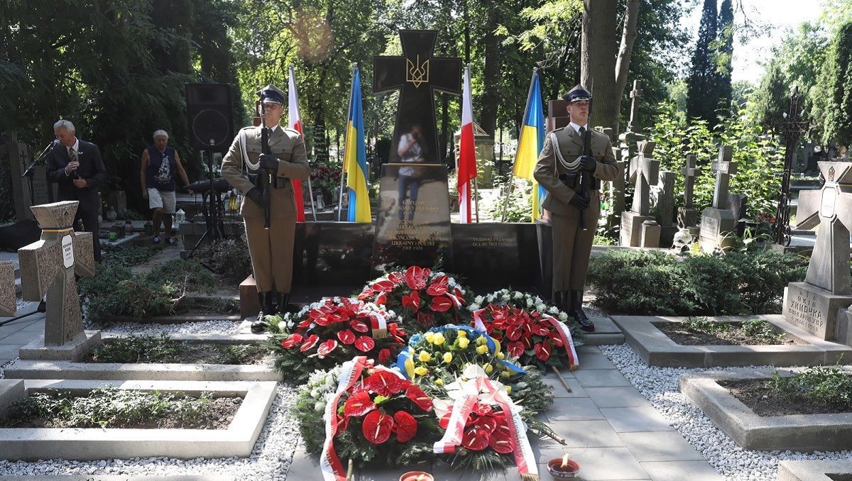 В Варшаве почтили воинов Армии УНР – союзников Польши: фото